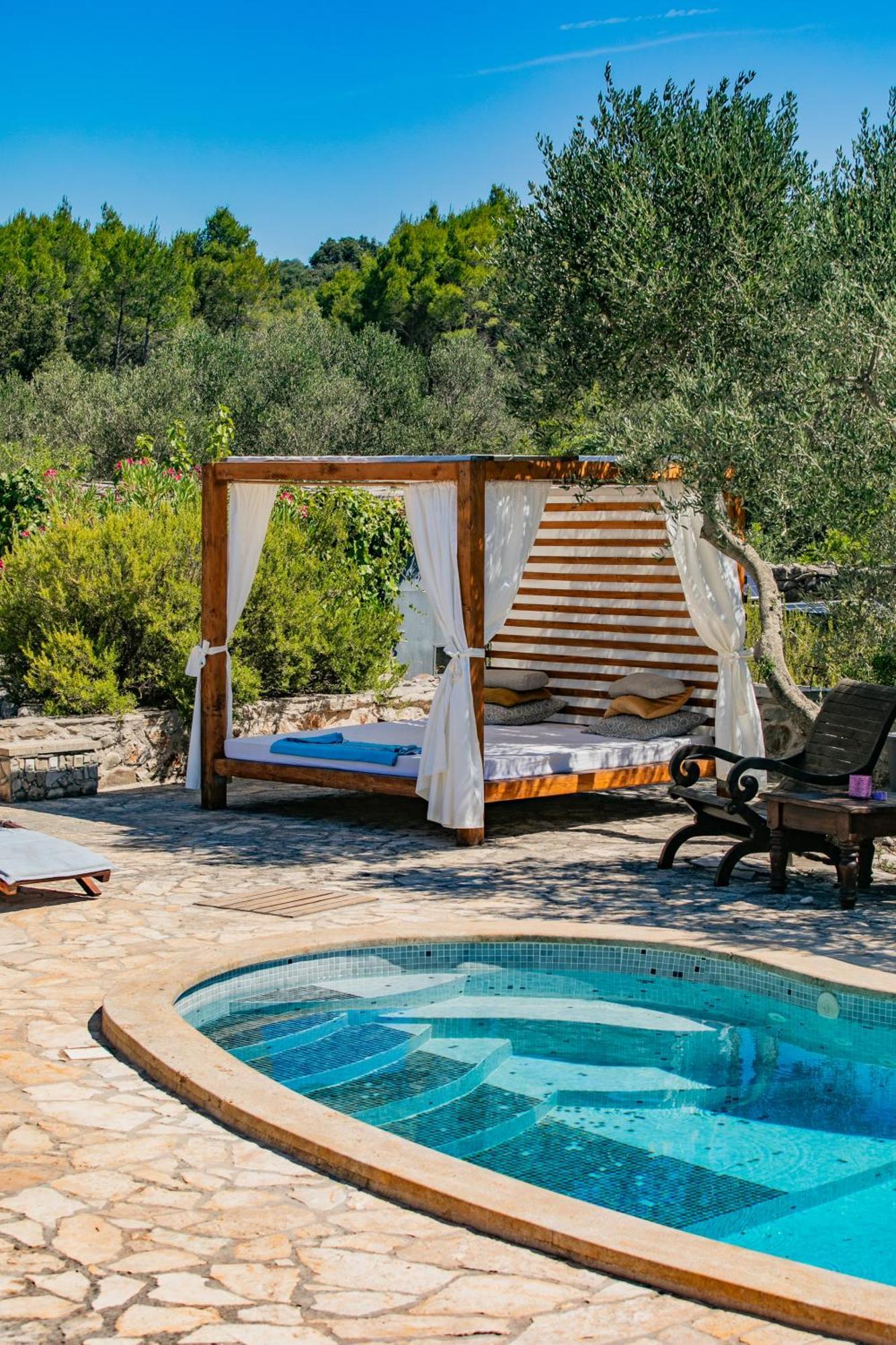 Oxa Dreamland Villa *
